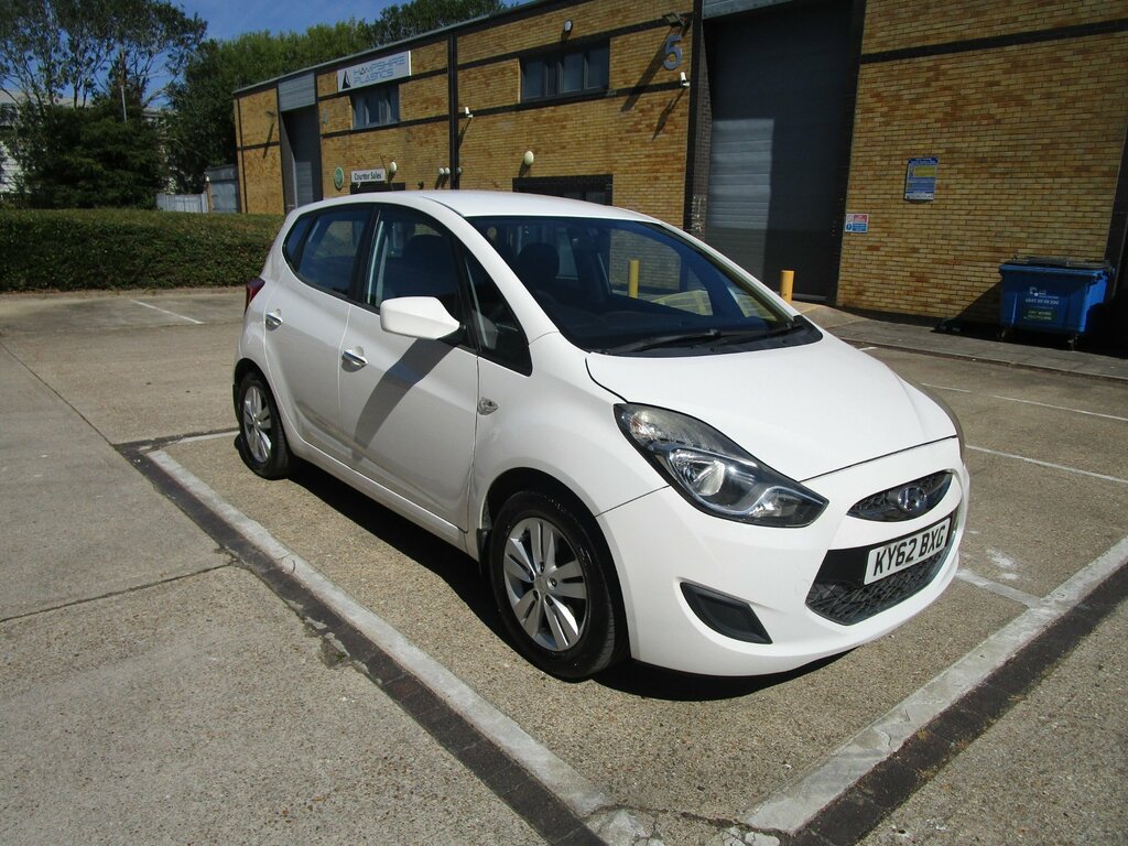 Hyundai Ix20 1.4 Active Hatchback Euro 5 Ss White