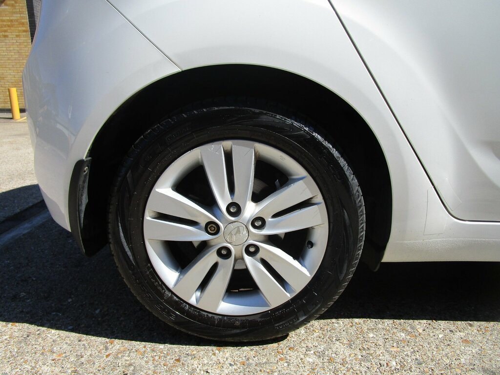 Hyundai Ix20 1.4 Style Hatchback Euro 5 Ss Grey #9