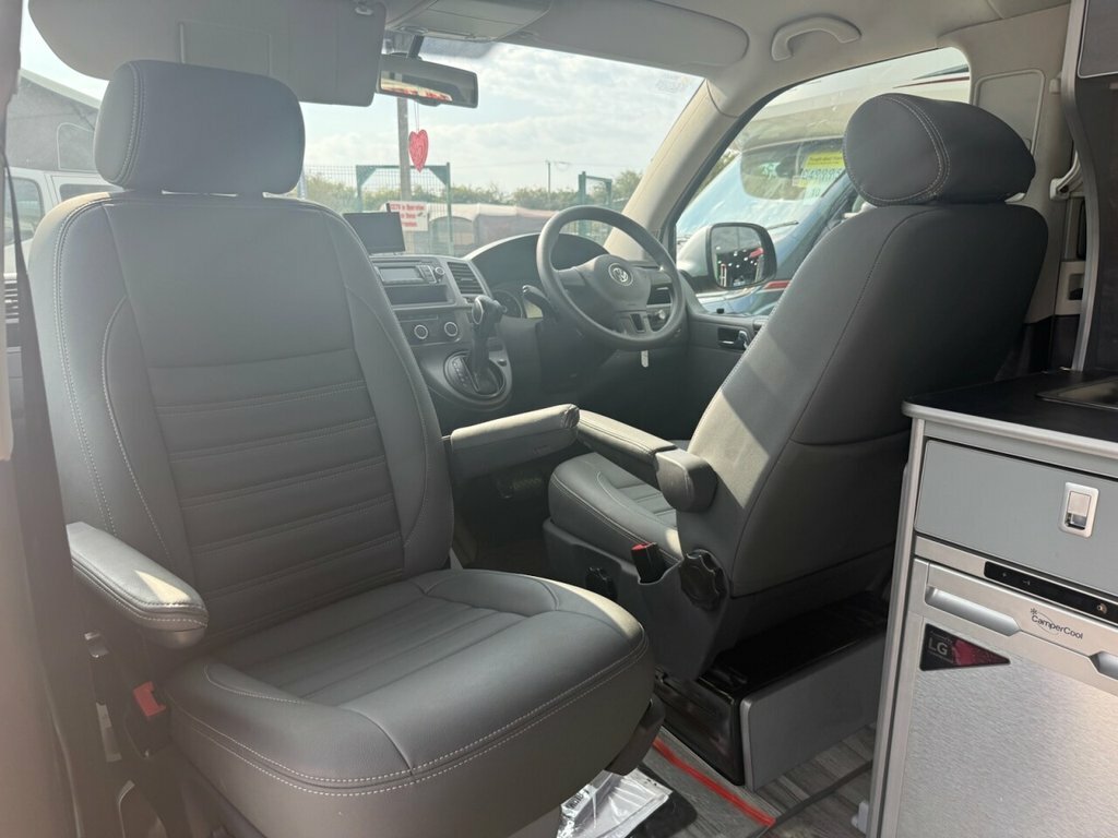 Volkswagen Transporter Shuttle 2L T30 Se Silver #5