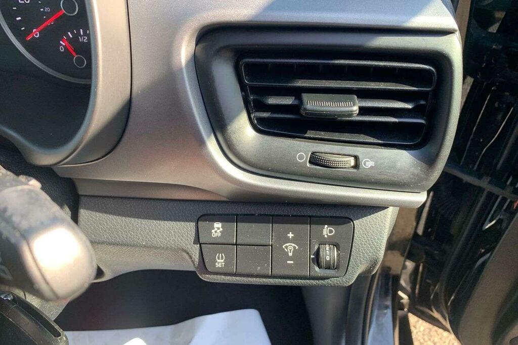 Kia Stonic 1.4 2 Suv  #34