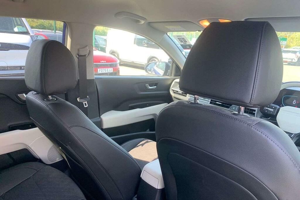 Kia Stonic 1.0T Gdi 48V 113 Gt-line S Dct Blue #24
