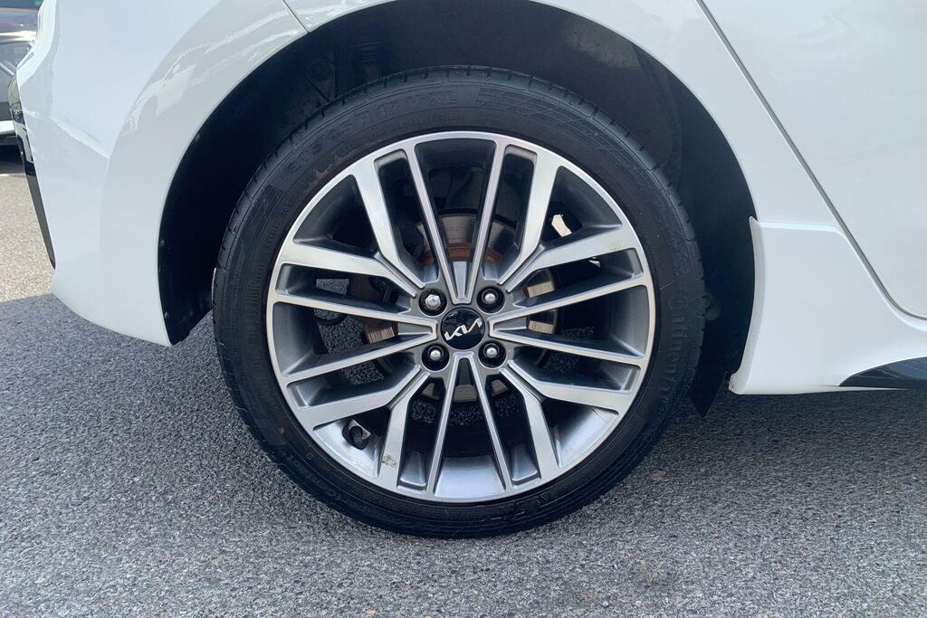 Kia RIO Gt-line S Mhev White #6