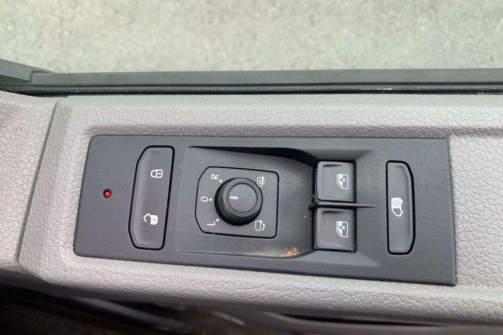 Volkswagen Transporter T32 Tdi Kombi Highline Vw T6.1 Dsg Crew Combi Blue #18