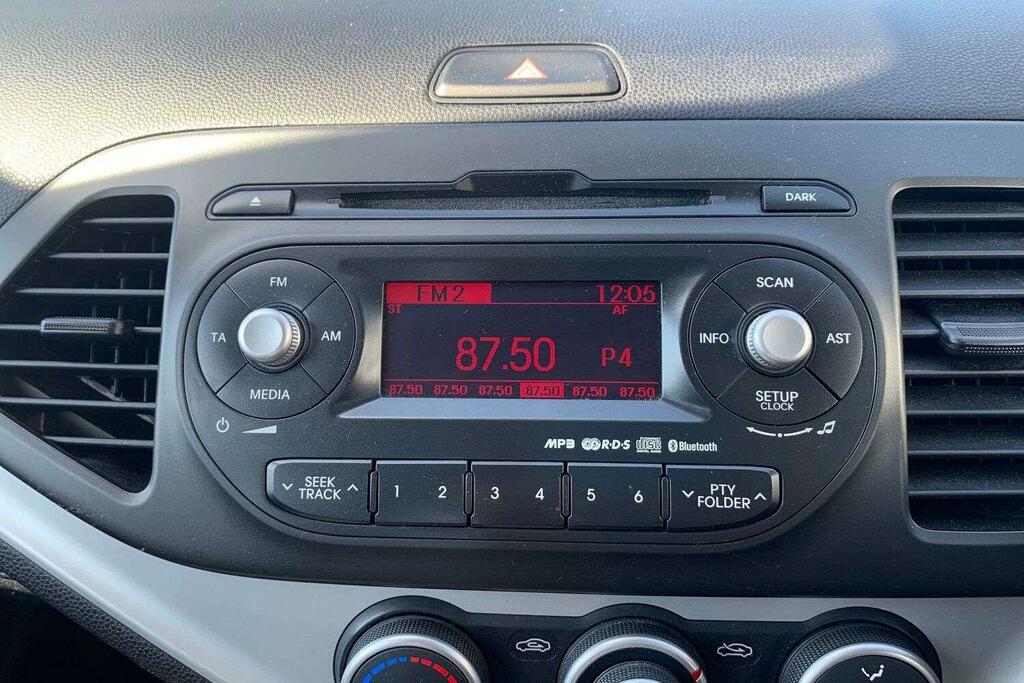 Kia Picanto 1.0 2 Hatchback Euro 5 68 Bhp  #21
