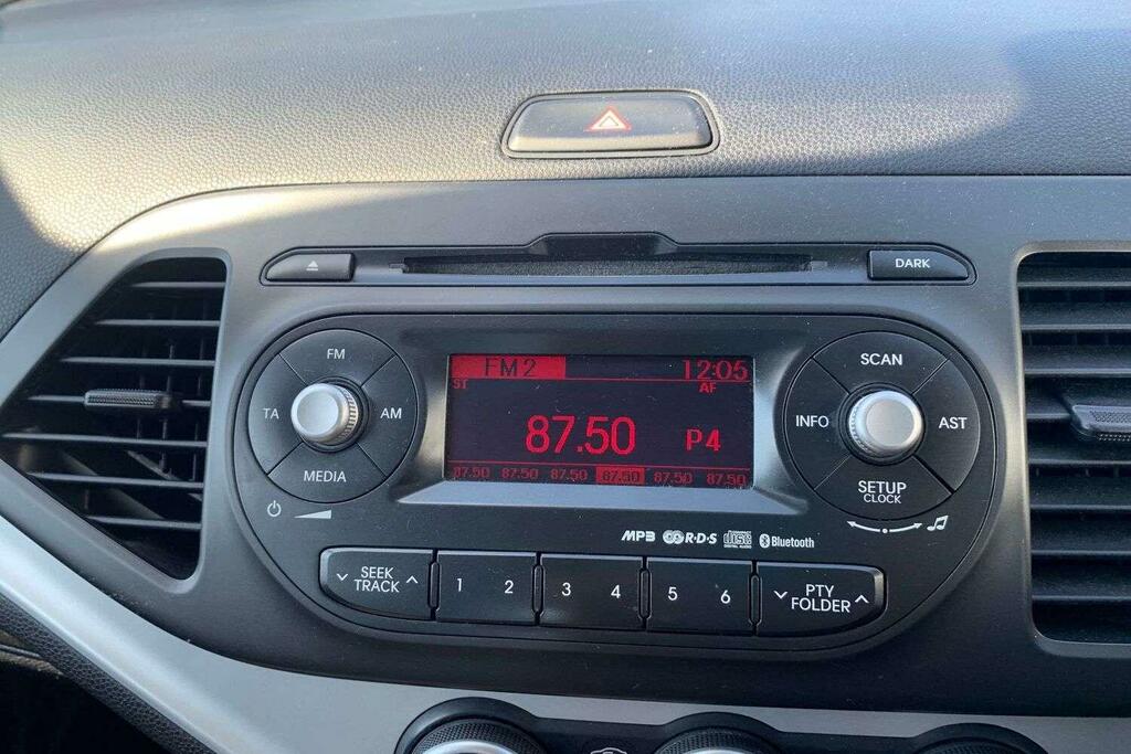 Kia Picanto 1.0 2 Hatchback Euro 5 68 Bhp  #22
