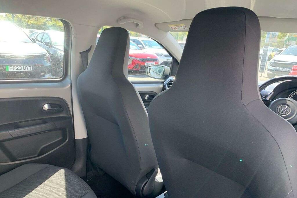 Volkswagen Up 1.0 Street Up Euro 6 Silver #24