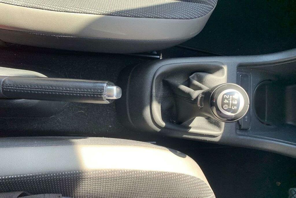 Volkswagen Up 1.0 Street Up Euro 6 Silver #17