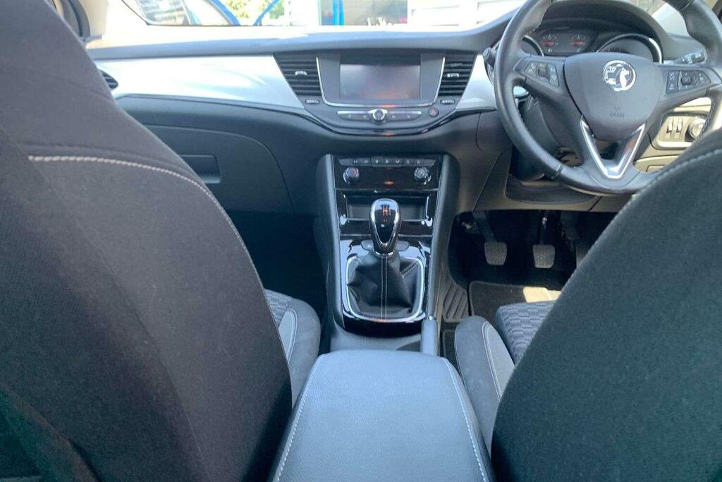 Vauxhall Astra 1.2I Turbo 145 Ps Sri Nav Hatchbac #31