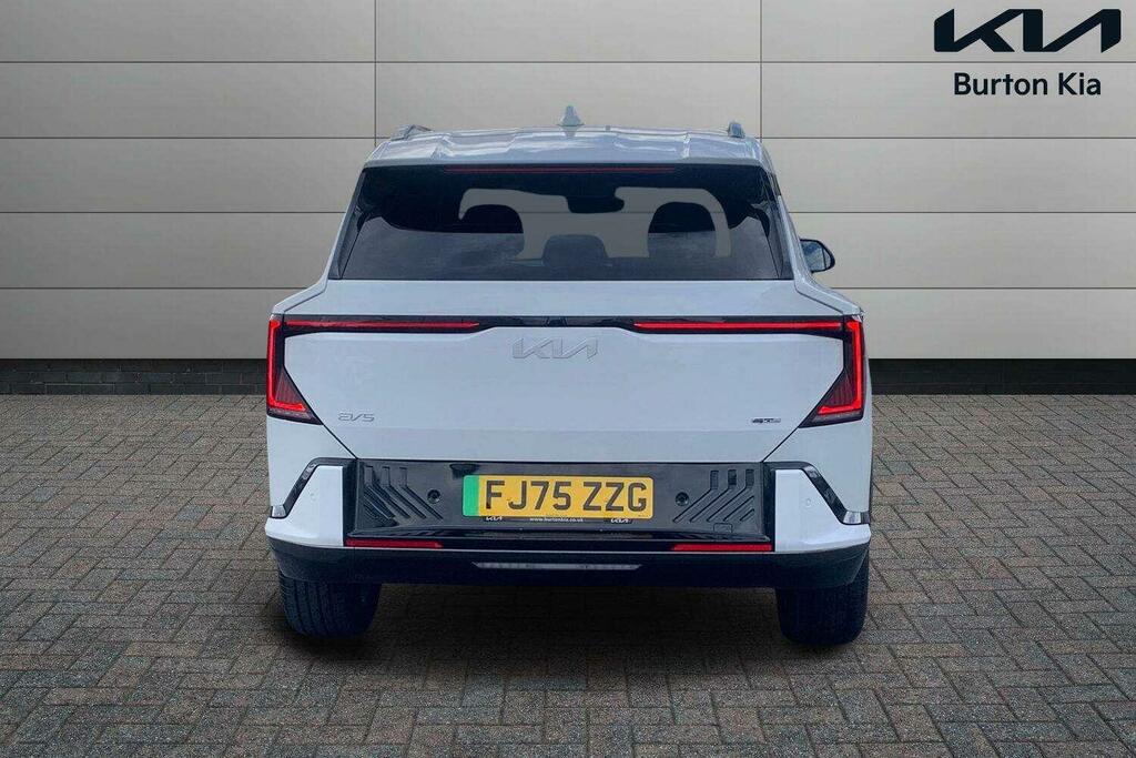 Kia EV5 81.4Kwh Gt-line Suv 214 Bhp FJ75ZZG White #4