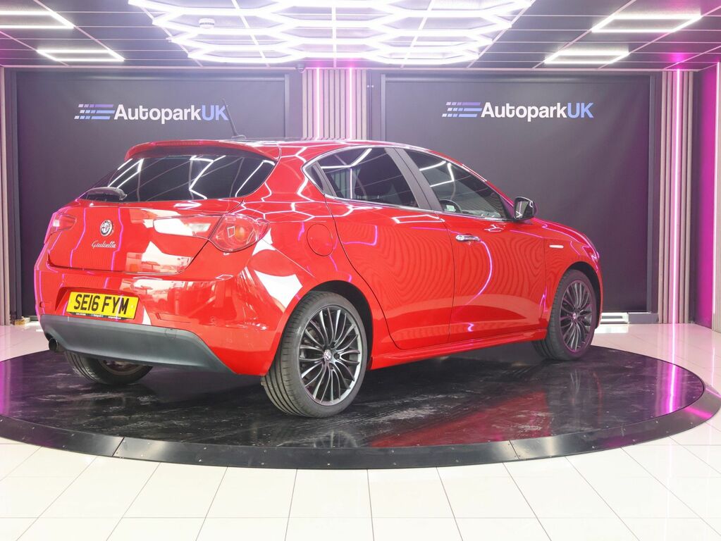 Alfa Romeo Giulietta 2016 1.4 Tb Multiair Collezione Hatchback Petr Red #3