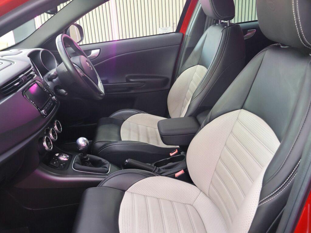 Alfa Romeo Giulietta Tbi Veloce Tct Red #16