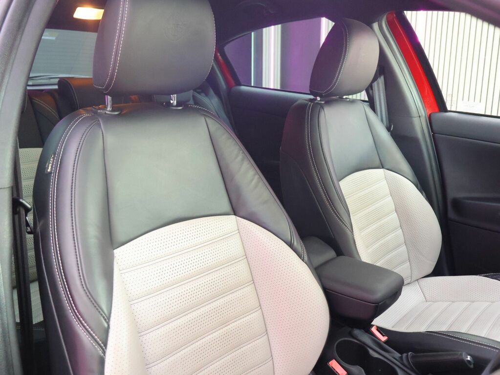 Alfa Romeo Giulietta Tbi Veloce Tct Red #19