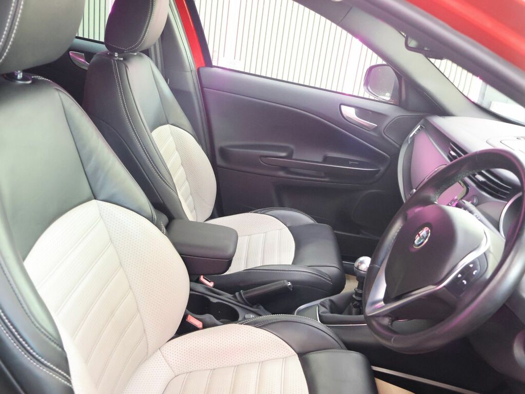Alfa Romeo Giulietta Tbi Veloce Tct Red #20