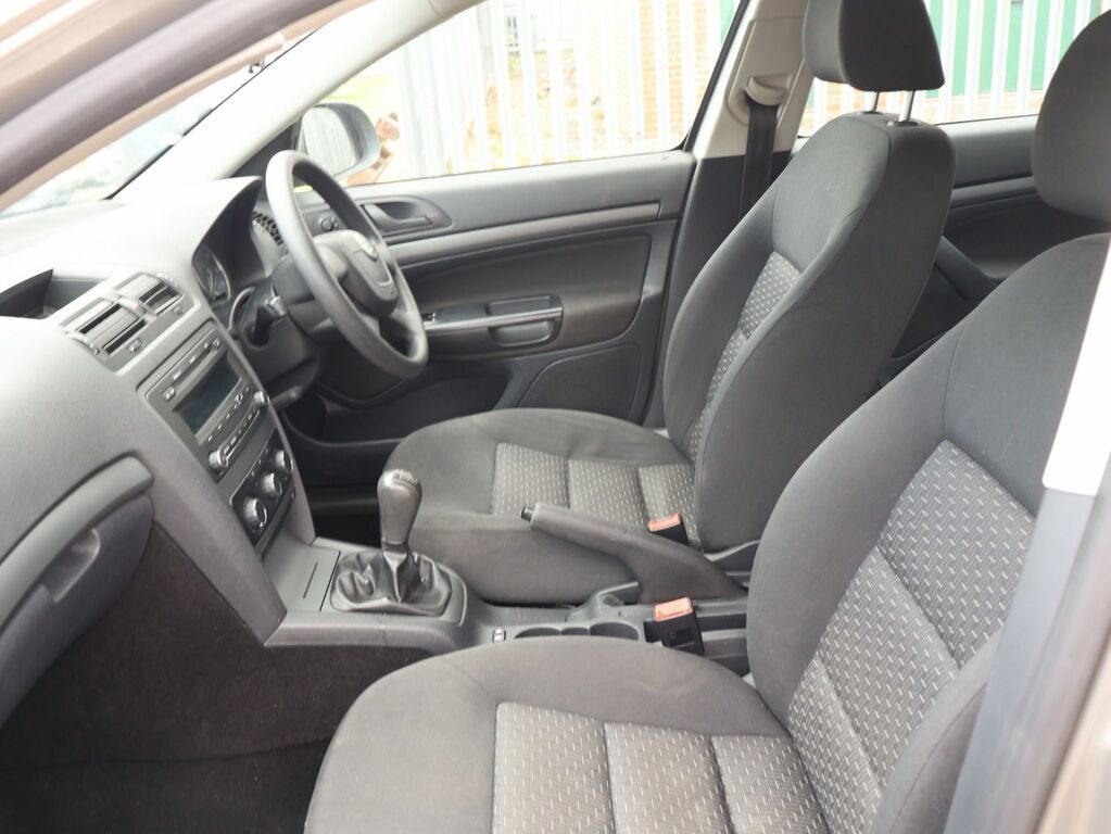 Skoda Octavia 2.0 Tdi Scout 4Wd Euro 5 Silver #19