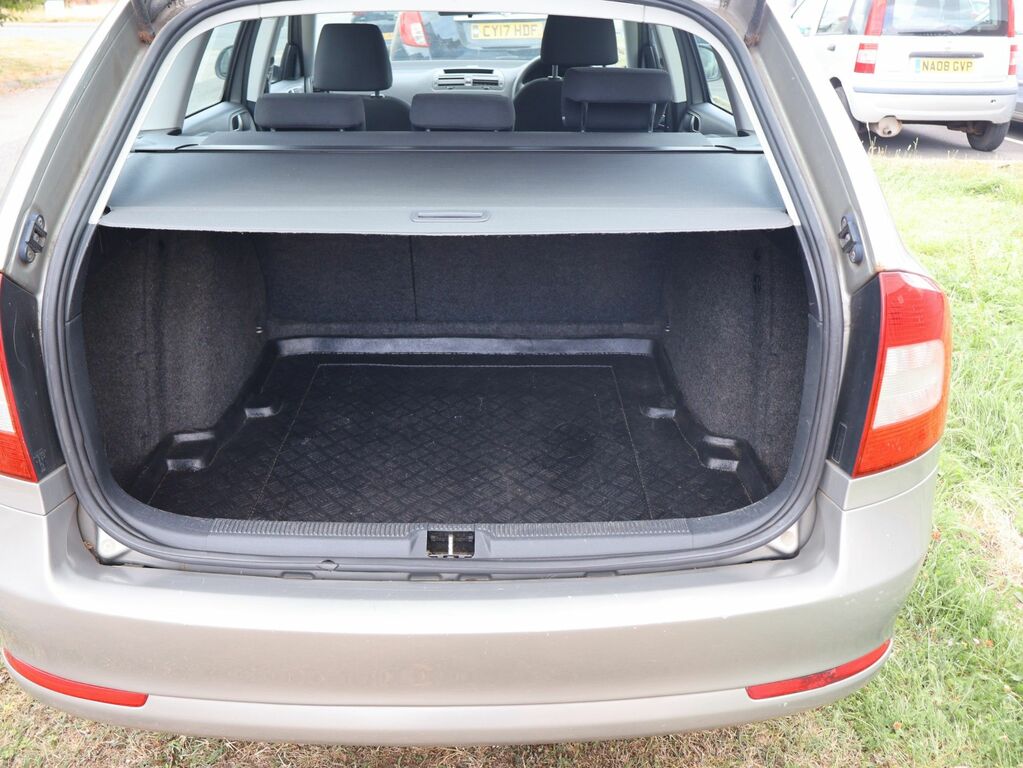 Skoda Octavia 2.0 Tdi Scout 4Wd Euro 5 Silver #7