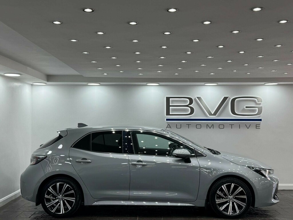 Toyota Corolla Hatchback 1.8 Vvt-h Design Cvt Euro 6 Ss 2 OY21ZJO Grey #4