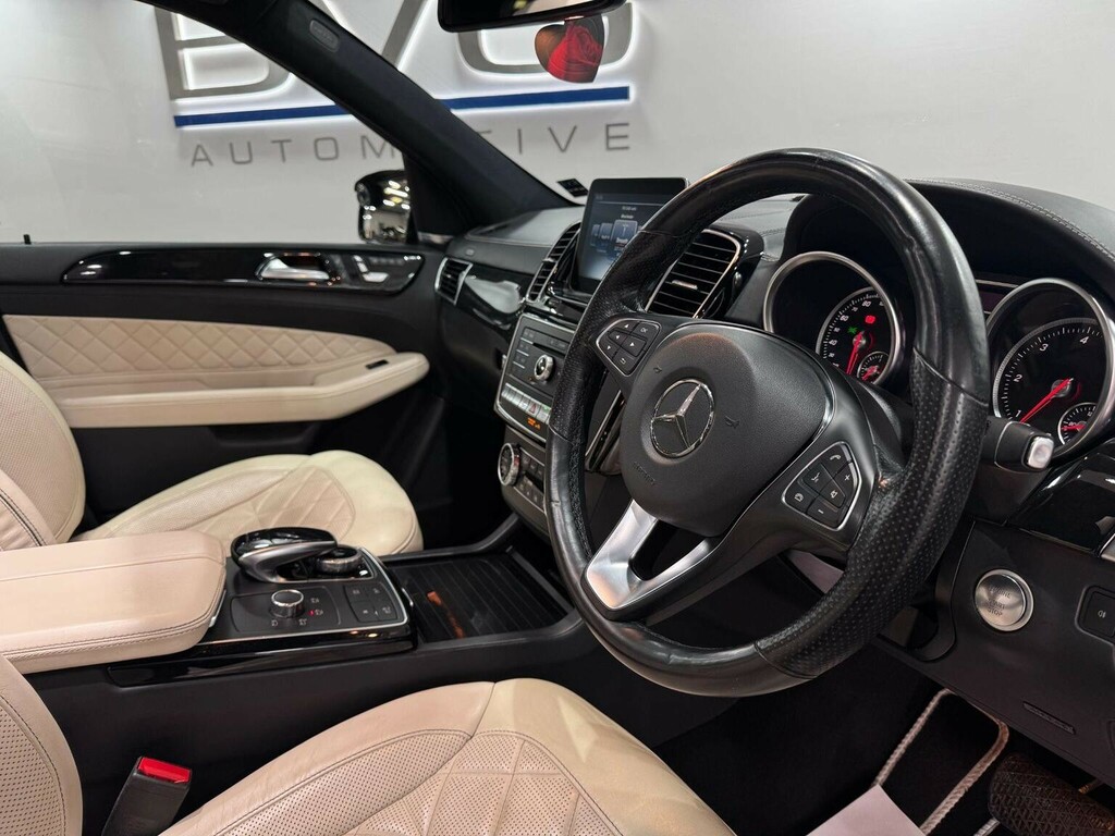 Mercedes-Benz GLE Class Gle 250 D 4Matic Amg Line Premium Black #21