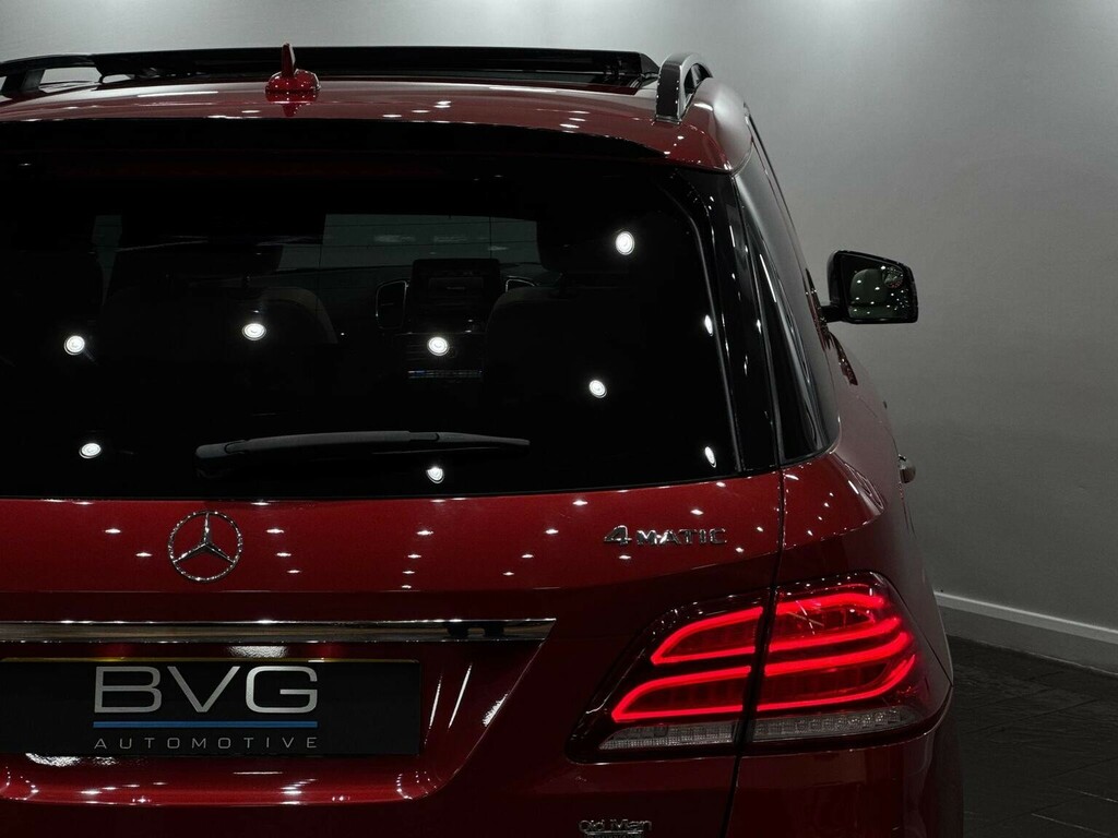Mercedes-Benz GLE Class Gle 250 D 4Matic Amg Line Premium Black #16