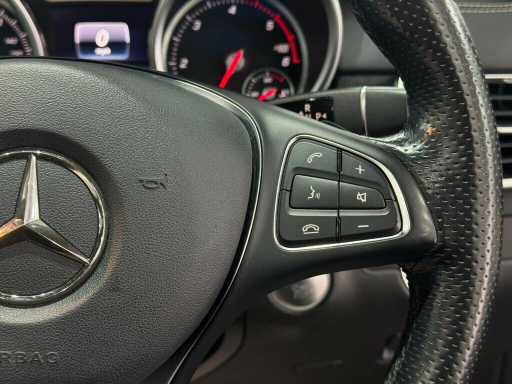 Mercedes-Benz GLE Class Gle 250 D 4Matic Amg Line Premium Black #31