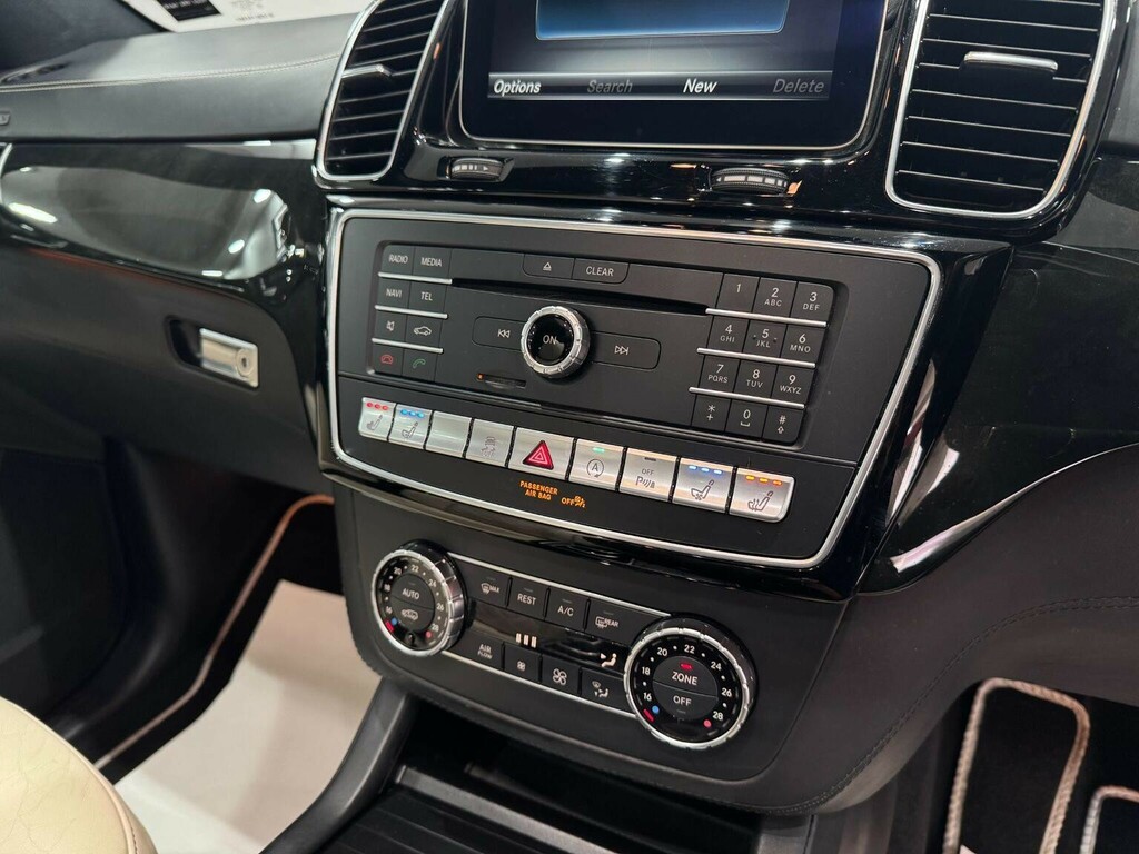 Mercedes-Benz GLE Class Gle 250 D 4Matic Amg Line Premium Black #27