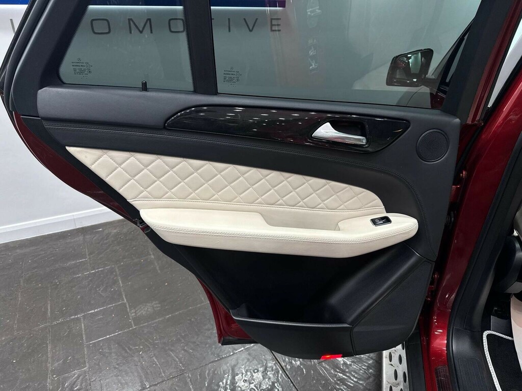 Mercedes-Benz GLE Class Gle 250 D 4Matic Amg Line Premium Black #38