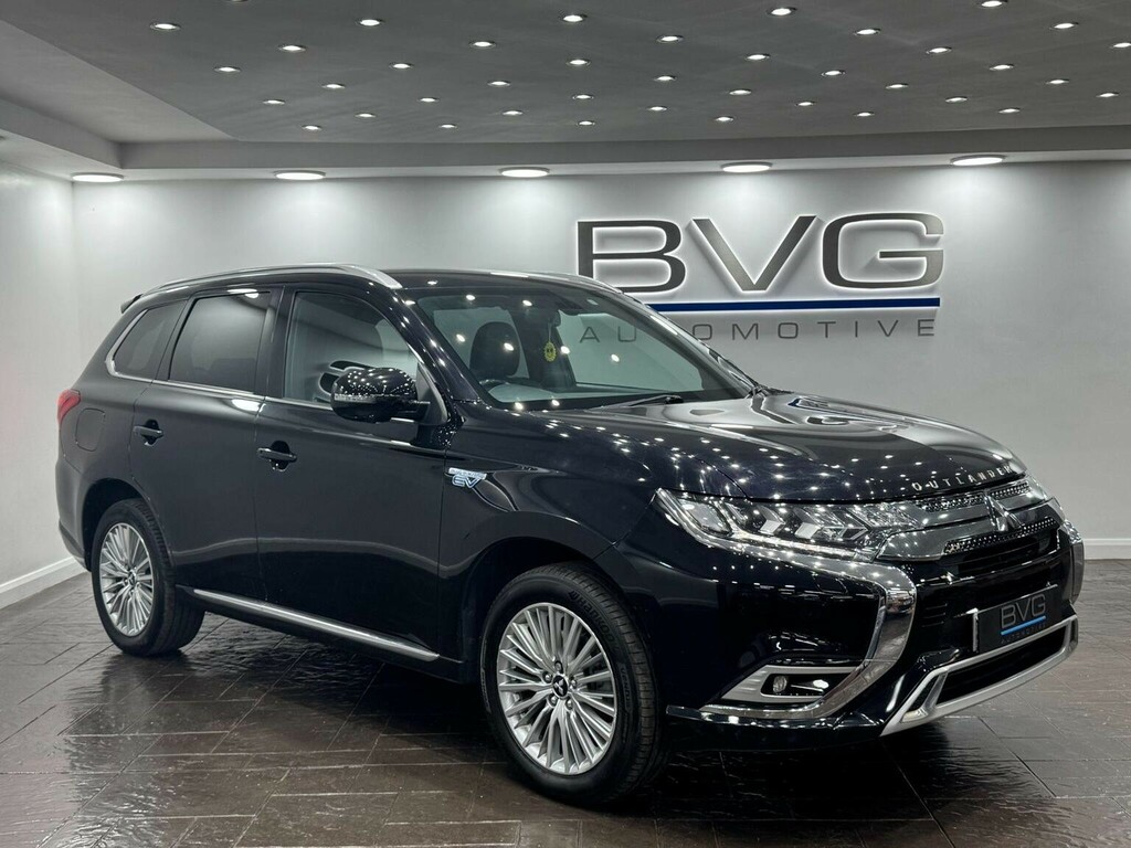 Mitsubishi Outlander Suv 2.4H Twinmotor 13.8Kwh 4H Cvt 4Wd Euro 6 Ss NU68JFX Black