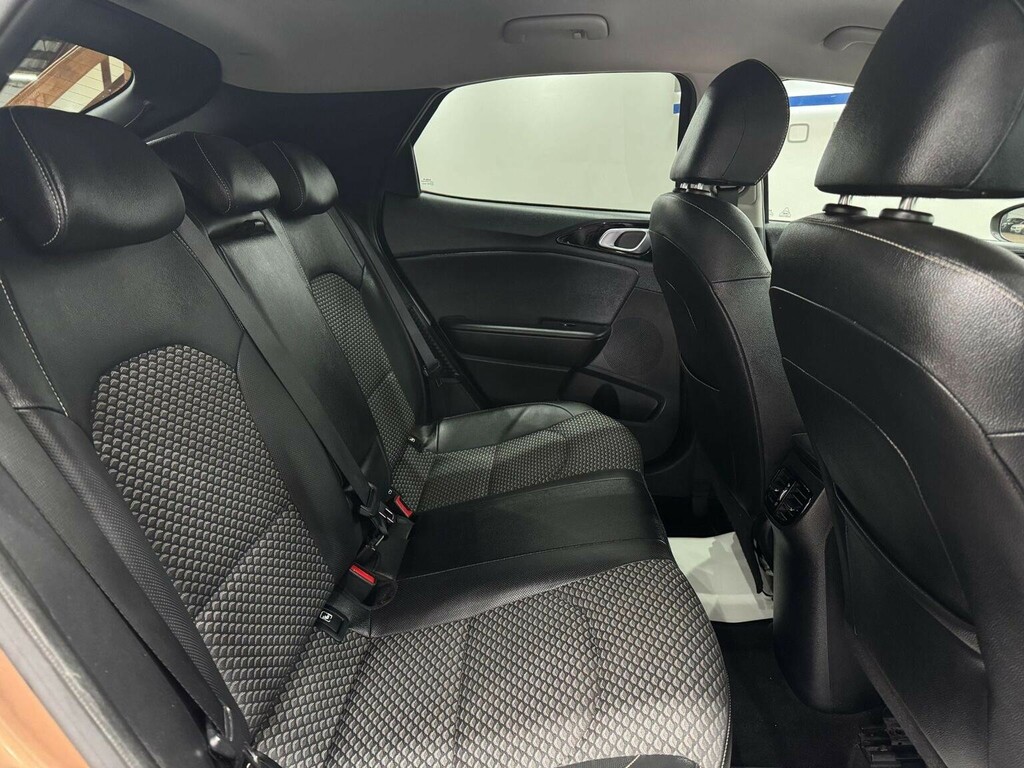 Kia Xceed 1.6 Gdi 8.9Kwh 3 Suv Plug-in Hybrid Dct #40