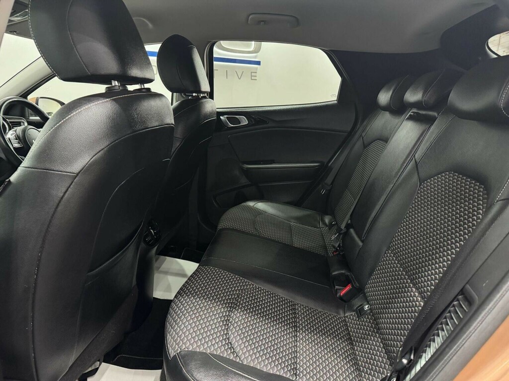 Kia Xceed 1.6 Gdi 8.9Kwh 3 Suv Plug-in Hybrid Dct #38