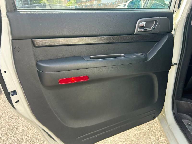 SsangYong Turismo 2.2 Ex 176 Bhp 7 Seater Silver #18