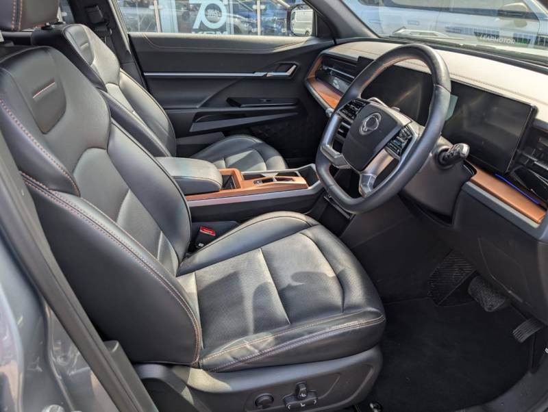 SsangYong Torres 1.5 K40 Suv Euro 6 Ss 163 Ps Black #9