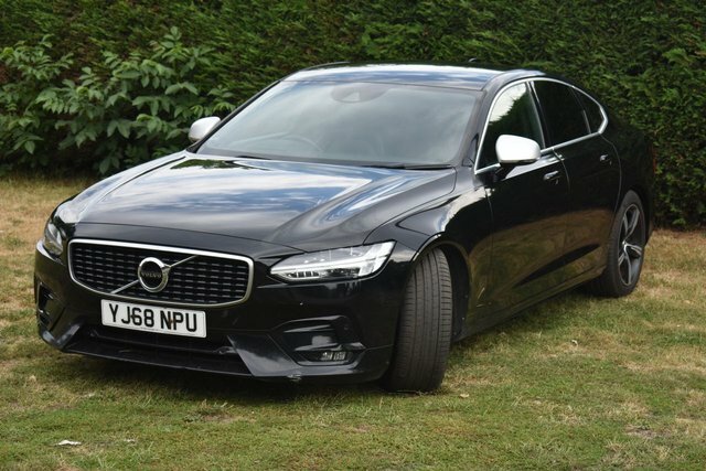 Volvo S90 D4 Momentum Xenium, Winter Family Packs White #39