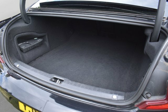 Volvo S90 D4 Momentum Xenium, Winter Family Packs White #9