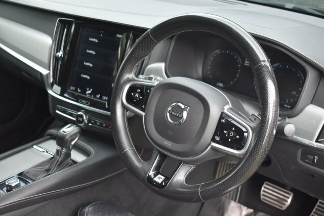 Volvo S90 D4 Momentum Xenium, Winter Family Packs White #12
