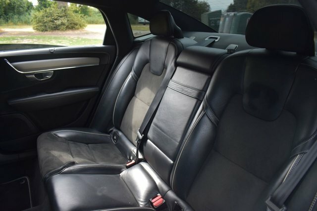 Volvo S90 D4 Momentum Xenium, Winter Family Packs White #34
