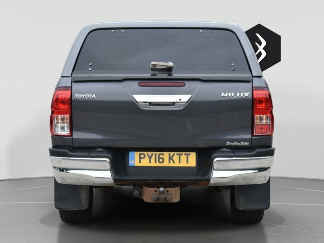 Toyota HILUX 2.4 D-4d Invincible Pickup Double Cab M Grey #4