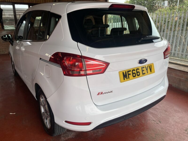 Ford B-Max Hatchback MF66EYV White #2