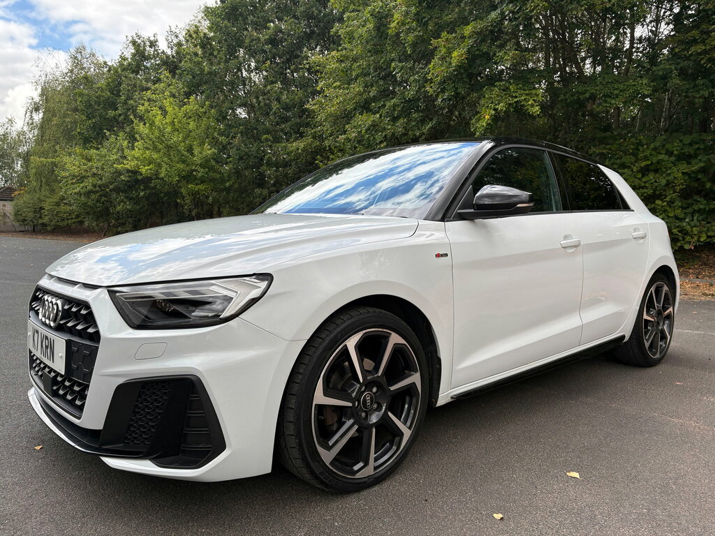 Audi A1 1.5 Tfsi 35 Black Edition Sportback S T White #4