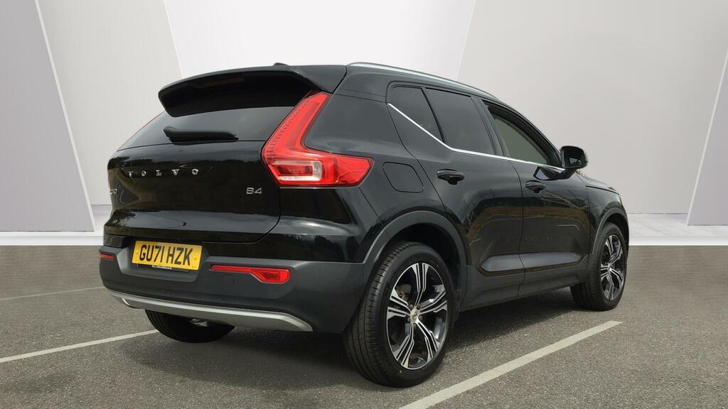 Volvo XC40 B4 Inscription Pro Blond Leather Pilot Assis Black #4