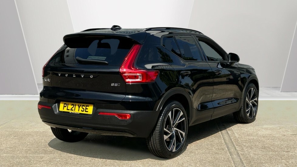 Volvo XC40 B5 250 Awd R-design Pro Rare B5 Awd Model PL21YSE Black #2