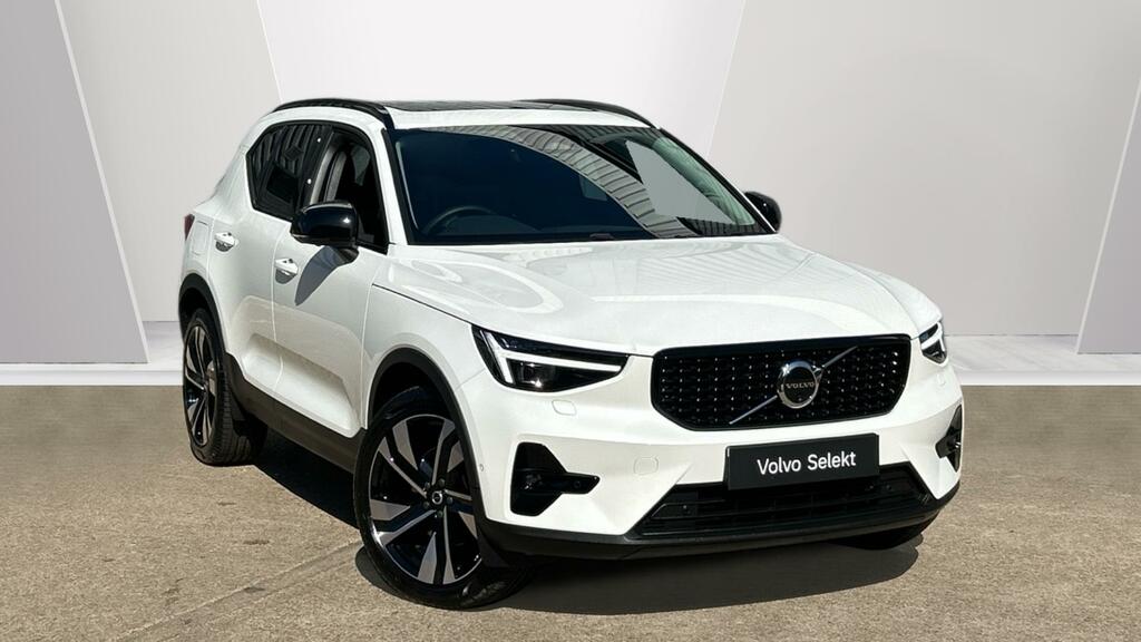 Volvo XC40 B4 Ultra Dark Mhev Spare Wheel Charcoal Leather P OY75VCL White