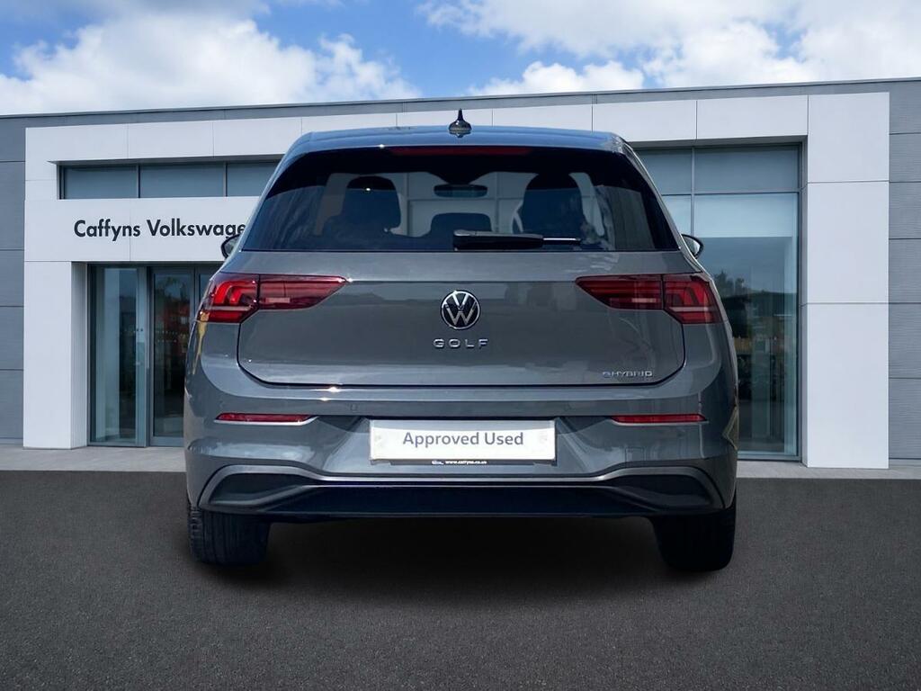 Volkswagen Golf 1.5 Tsi 204 Match Ehybrid Dsg Grey #4