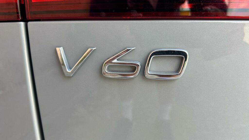 Volvo V60 2.0 T8 455 Phev Ultra Dark Awd Black #44