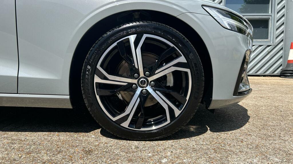 Volvo V60 2.0 T8 455 Phev Ultra Dark Awd Black #9