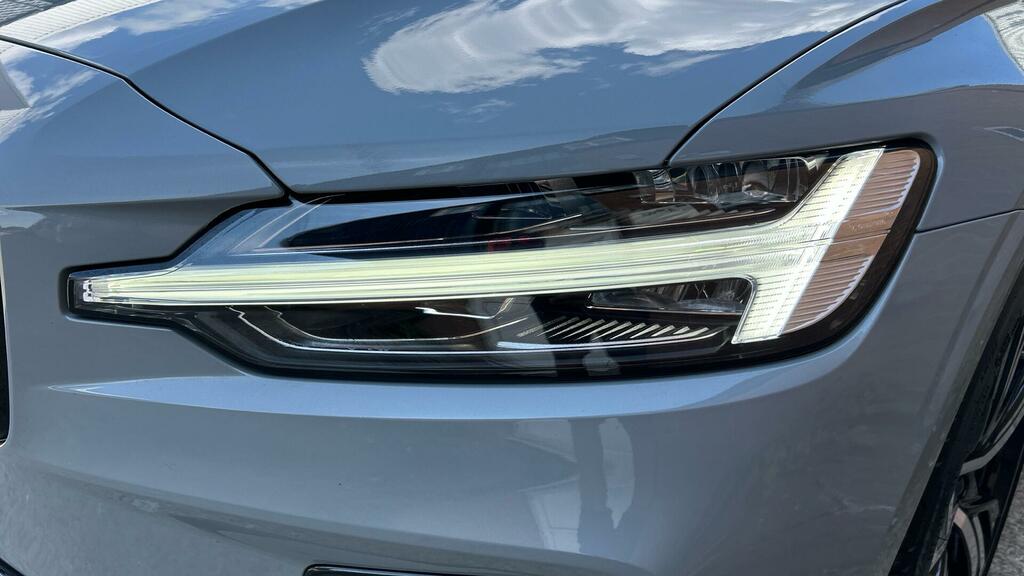 Volvo V60 2.0 T8 455 Phev Ultra Dark Awd Black #43