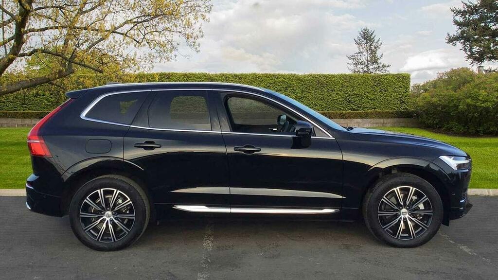 Volvo XC60 Recharge T6 Awd Inscription Phev Lounge Pack Black #4