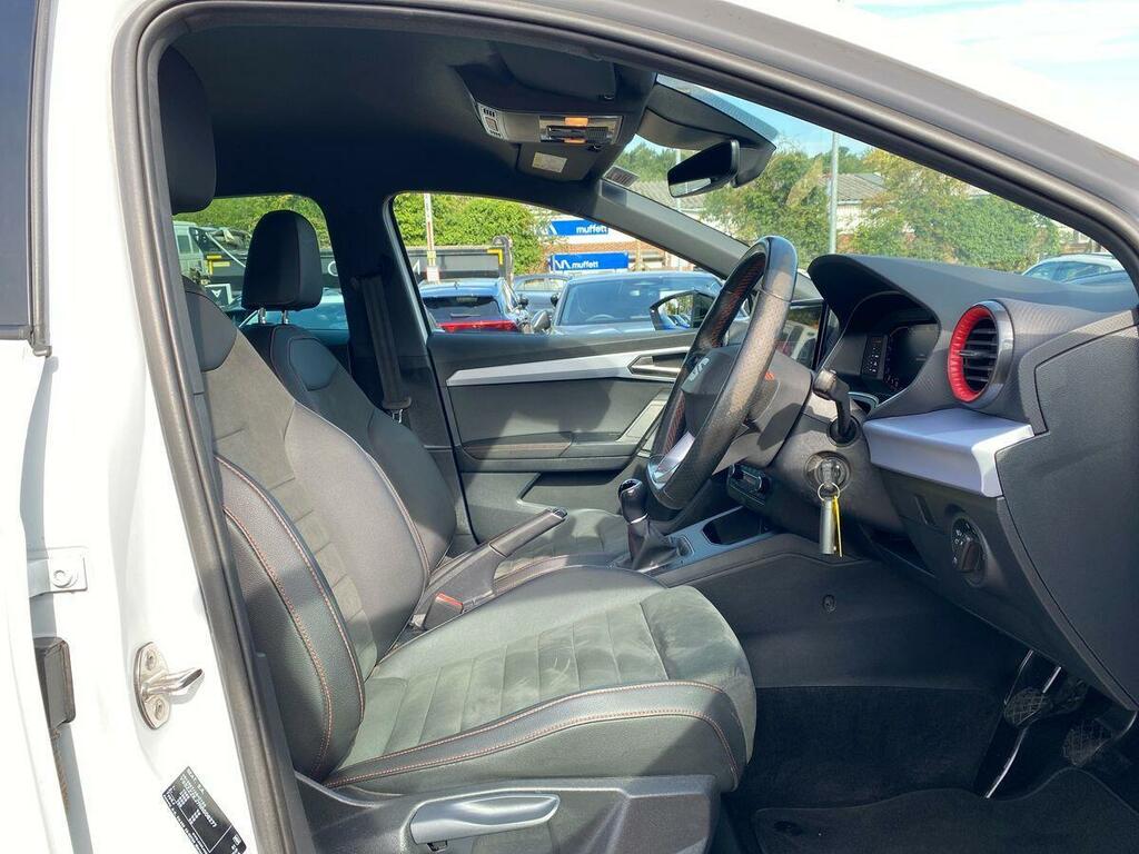 Seat Ibiza 1.0 Tsi 110 Fr Edition Red #14