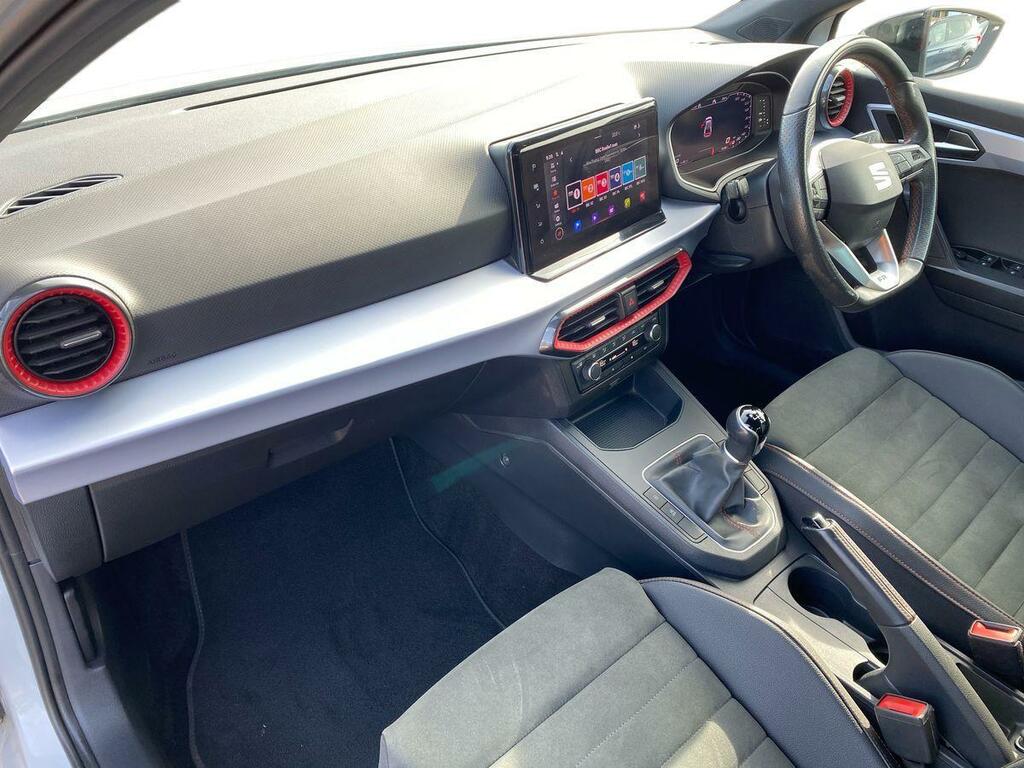 Seat Ibiza 1.0 Tsi 110 Fr Edition Red #7