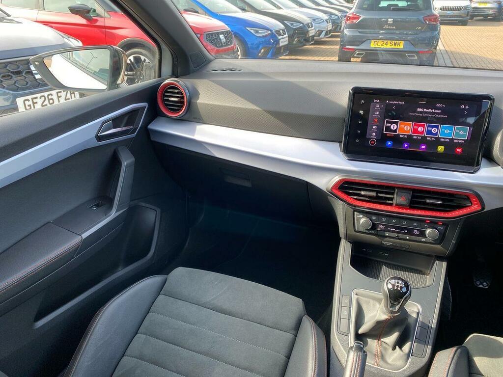 Seat Ibiza 1.0 Tsi 110 Fr Edition Red #24
