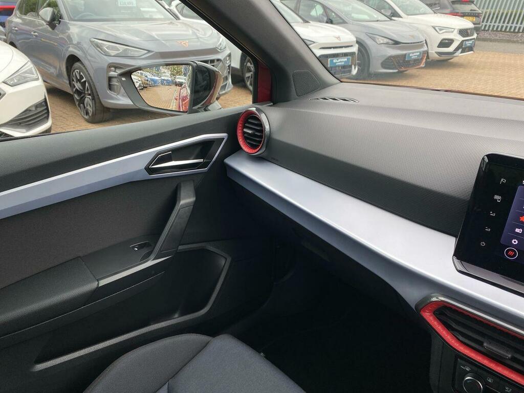 Seat Arona Arona 1.0 Tsi 115 Xperience Hatchback Black #33