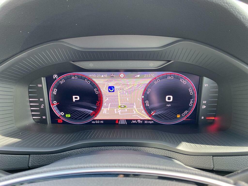 Skoda Karoq Sportline Edition Grey #29